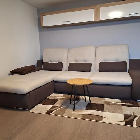 Hillside House 度假居 巴拉腾肯尼斯