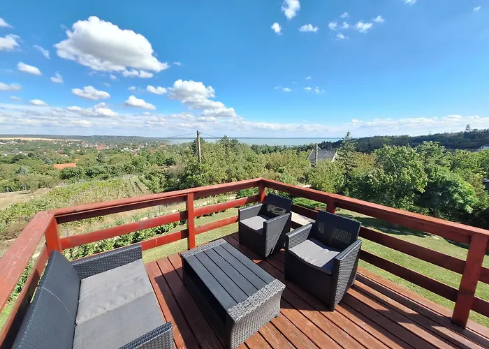 Casa vacanze Hillside House Balatonkenese